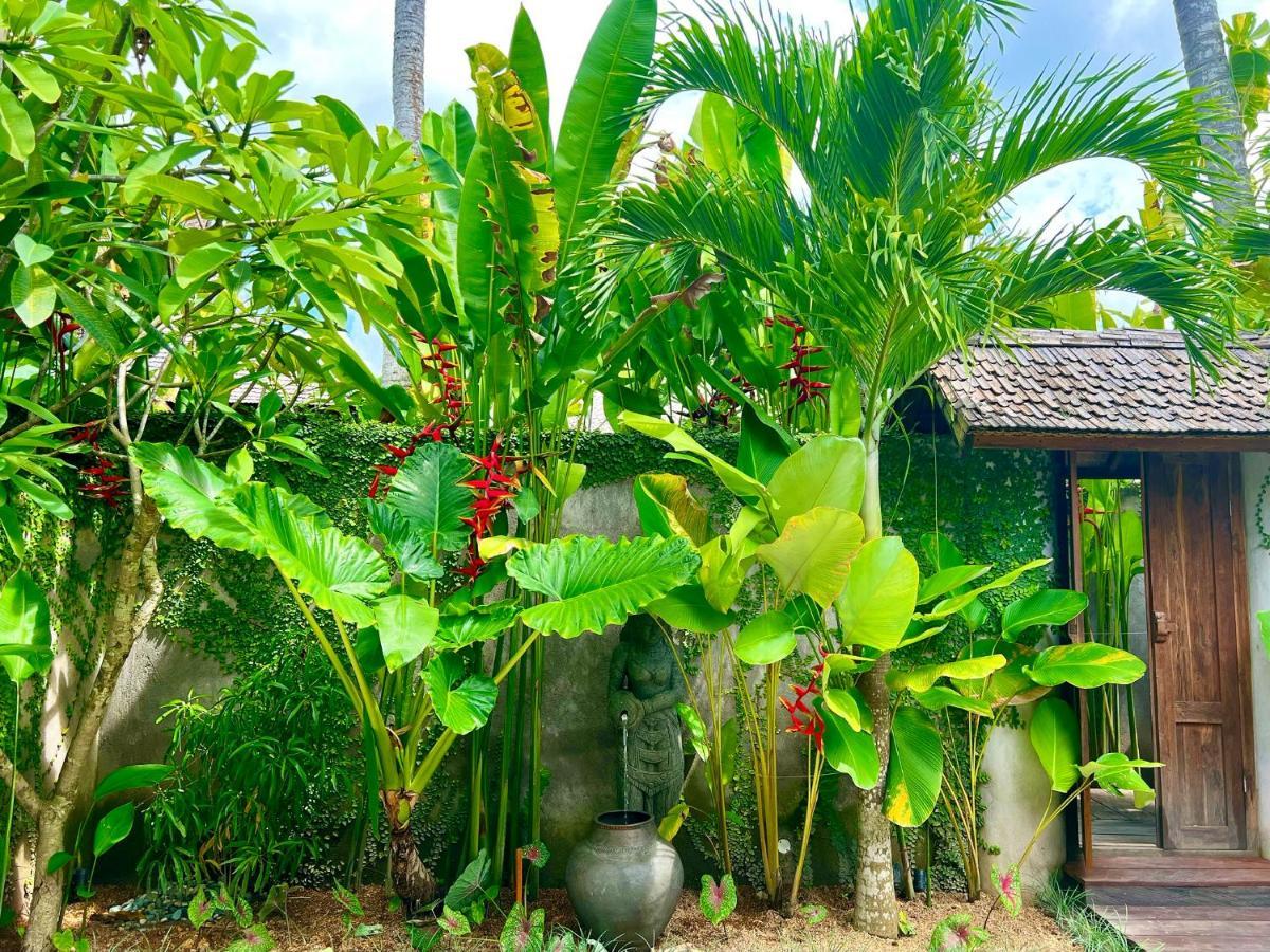 ホテル Jati Kuta  エクステリア 写真