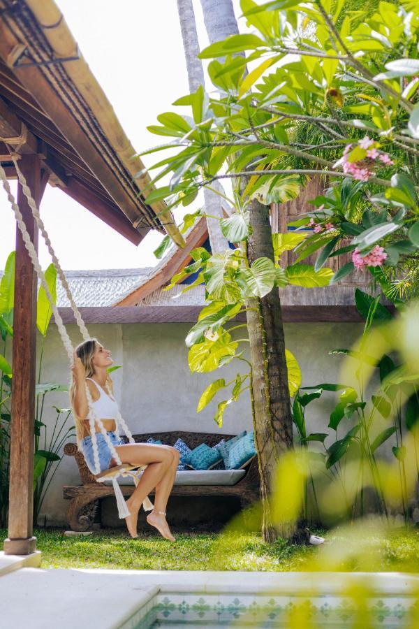 ホテル Jati Kuta  エクステリア 写真