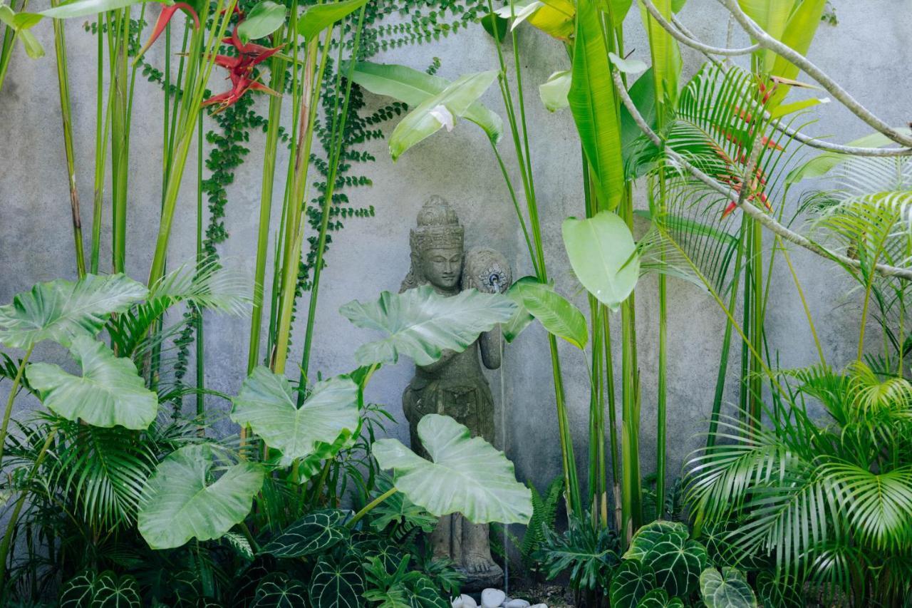 ホテル Jati Kuta  エクステリア 写真