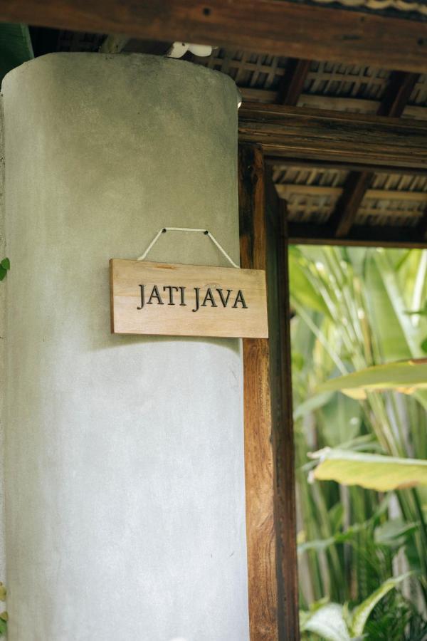 ホテル Jati Kuta  エクステリア 写真
