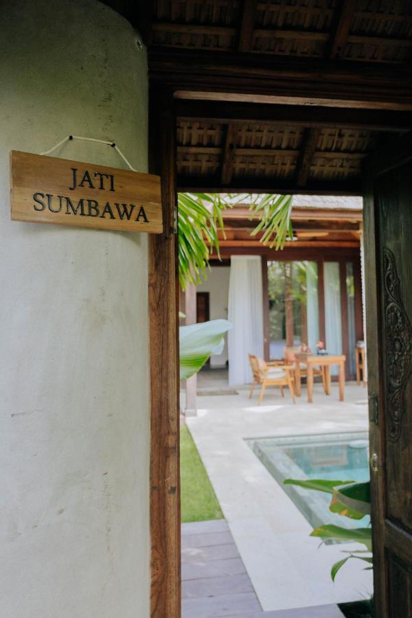 ホテル Jati Kuta  エクステリア 写真